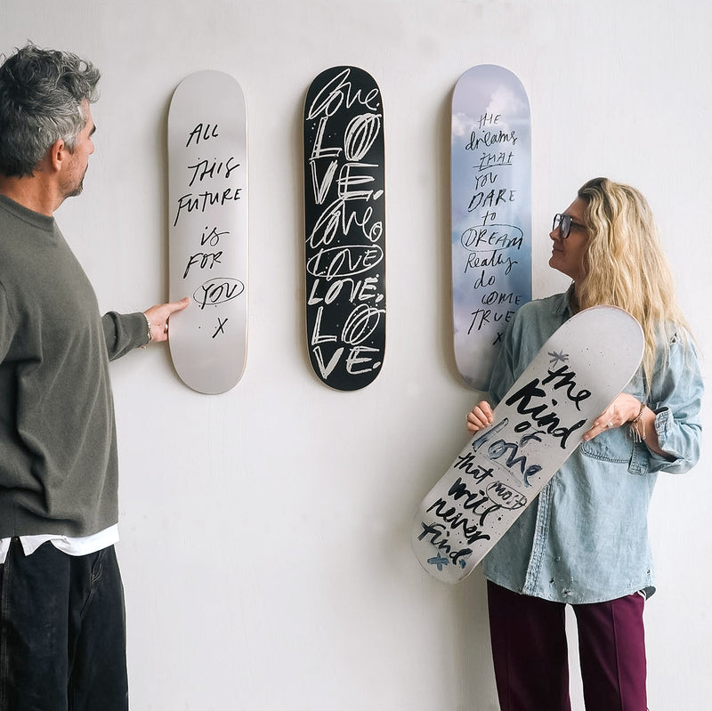 KIND OF LOVE SKATEBOARD